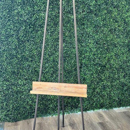 Iron Display Easel